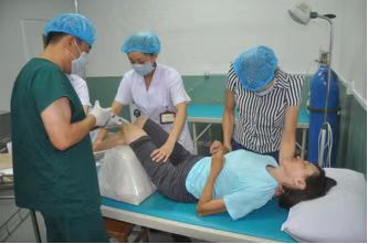 络伽中医：多维度精准靶向，为颈肩腰腿痛与脊柱健康护航